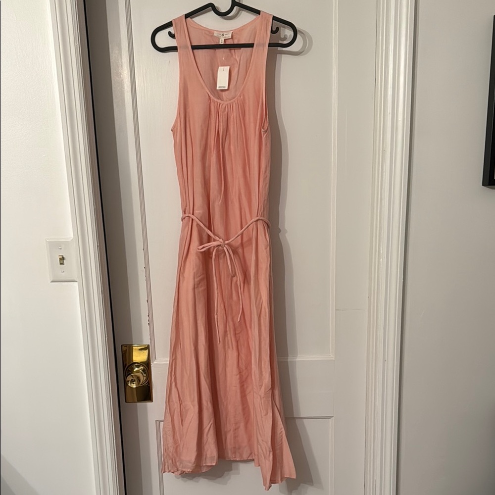 Lou and Grey Elegant Pink Sleeveless Dress